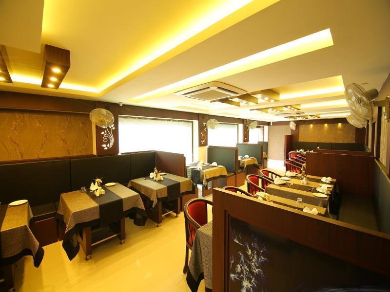 Hotel A J Park Alappuzha Kültér fotó